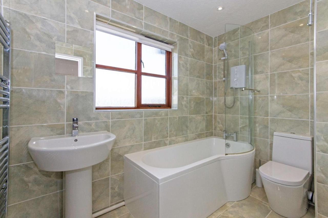 Rockpool - Attractive And Spacious Retreat Near Croyde Beach - Sleeps 8 Buitenkant foto
